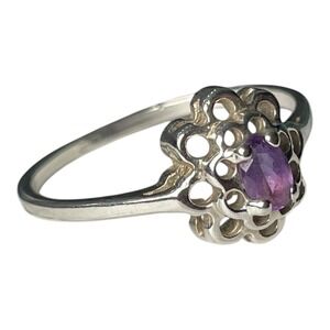 Sterling Silver Amethyst Floral Filigree Ring – Openwork Flower Design Size 8.75